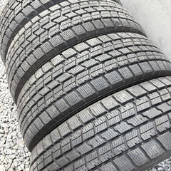 165/60/15冬グットイヤーの画像