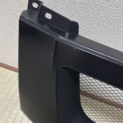 ハイエースメッシュグリルの画像