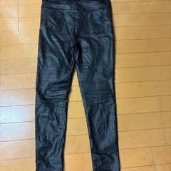 スキニーパンツ　エムサイズの画像