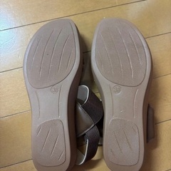 新品　ブラウン ストラップサンダル 滑り止め付き　24センチ　超軽量　履き心地サイコーの画像