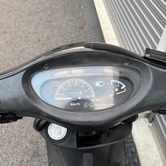 4329.格安小型　vリンク125 バッテリー、シート新品　千葉県柏市　即日配送、自走引き取りも可能の画像