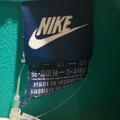NIKE 子供服4Tの画像