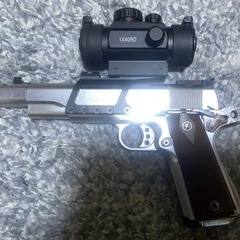 MGC ニッケルフィニッシュm1911 カスタムガバメント　スコープ付きの画像