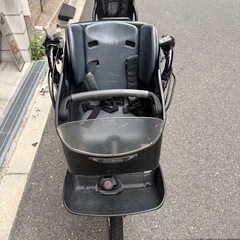 子供乗せ　3人　ヤマハ　電動アシスト自転車 チャイルドシート付き グレーの画像