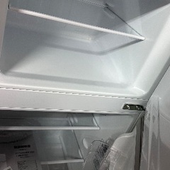 🟦冷蔵庫番号35 Hisense 2021年製 大阪府内全域配達無料 保管場所での引取は値引きしますの画像