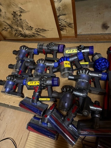 ダイソンサイクロン掃除機　部品取りジャンク
品