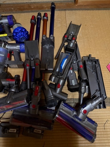 ダイソンサイクロン掃除機　部品取りジャンク
品