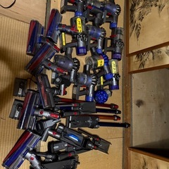 ダイソンサイクロン掃除機　部品取りジャンク
品の画像
