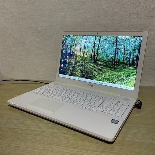 ★☆ 爆速 Corei7 新品SSD 256GB 8GB ノートPC Office