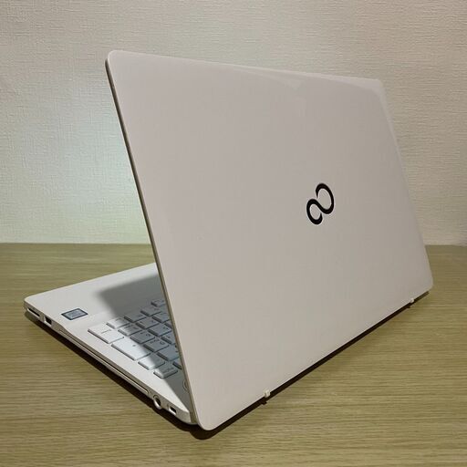 ★☆ 爆速 Corei7 新品SSD 256GB 8GB ノートPC Office