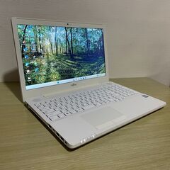 ★☆ 爆速 Corei7 新品SSD 256GB 8GB ノートPC Officeの画像