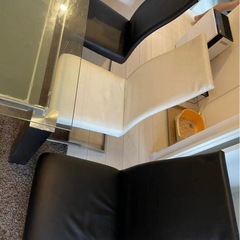 ニトリ ダイニング ガラステーブル 引き取り限定 値下げ致しますの画像