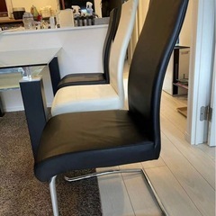 ニトリ ダイニング ガラステーブル 引き取り限定 値下げ致しますの画像