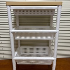 移動式ラックの画像