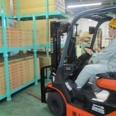 【未経験者歓迎】【安定×未経験からキャリアUP】埼玉・東松山で働く2tルート配送／賞与実績4ヶ月／転勤なし 埼玉県東松山市(東松山)ドライバーの画像