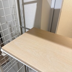 伸縮ランドリーラック 洗濯機上収納の画像