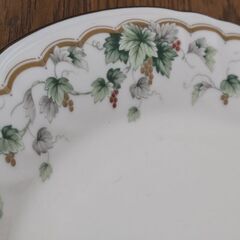 NARUMI ナルミ 大皿 27cm大 葡萄 プレート 食器 陶器 金縁 ぶどうの画像