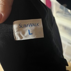 定価3280円　スリムウォーク　レギンスの画像
