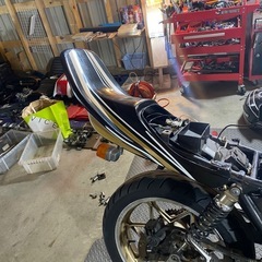 ゼファー400用　ロングテールカウルの画像