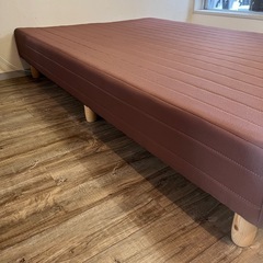 10月末まで‼️茶色 ベッド セミシングルの画像