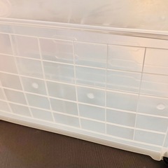 【差し上げます】キャスターつき深型収納ケースの画像