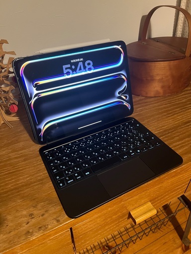 M4 iPad Pro + Magic Keybord + Apple Pencil pro 
