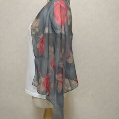 ストール　ダークグレー×バラの画像