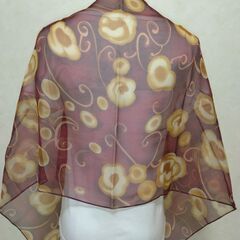 ストール　ダークレッド×花の画像