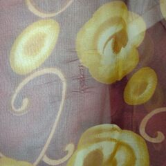 ストール　ダークレッド×花の画像