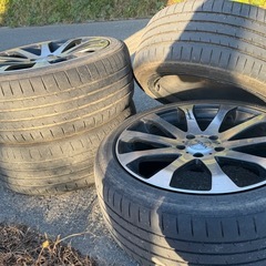 toyo215-45-r18タイヤの画像