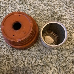 鉢とリメイク缶の画像