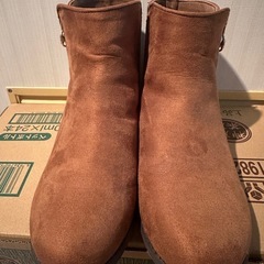 マイケコースブーツの画像