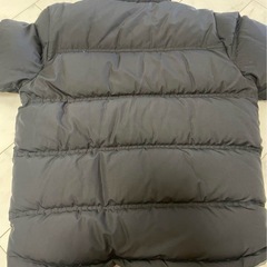 ナイキ　ダウンの画像