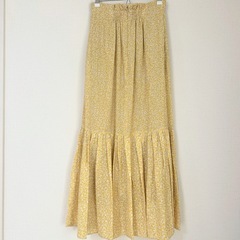 新品 【emmi atelier エミアトリエ】ヘムギャザーハイウエストスカート ロングスカート 1サイズ Mサイズ 花柄 イエロー　の画像