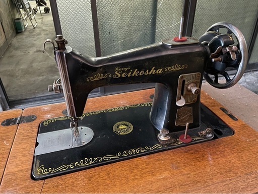 アンティーク　足踏みミシン