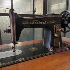 アンティーク　足踏みミシンの画像