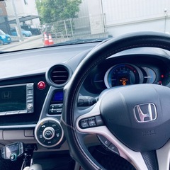 🚗✨【ホンダ インサイト  ハイブリッドで燃費抜群！状態の良い1台です。 の画像