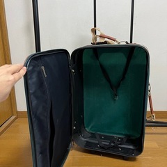 レトロなスーツケースの画像