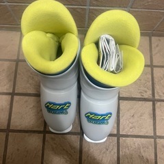 新品　子供スキー靴　の画像