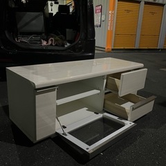 テレビ棚の画像