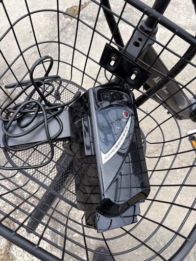 定価13万　電動アシスト自転車　バッテリー、充電器付き