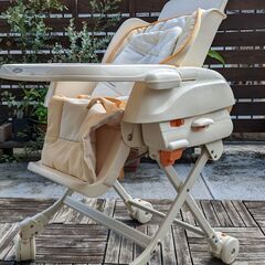 コンビ　ベビーラック　ゆりかご　ハイ&ローチェア　 ホワイト・ベージュの画像
