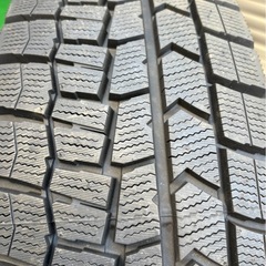 ダンロップ　スタッドレスタイヤ　使用距離極小の画像