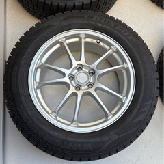 ダンロップ　スタッドレスタイヤ　使用距離極小の画像