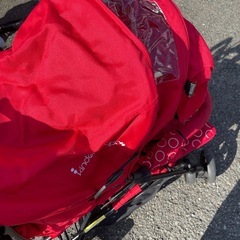 二人乗りベビーカーの画像