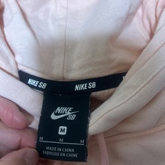 NIKE トレーナーの画像