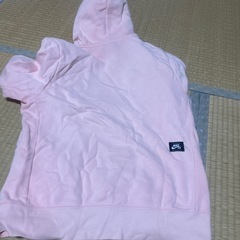 NIKE トレーナーの画像