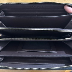 長財布 カード16枚収納可能の画像