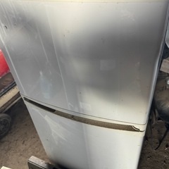 【決まりました】冷蔵庫2台 ジャンク品？の画像