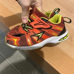 子供靴 16cm 瞬足の画像